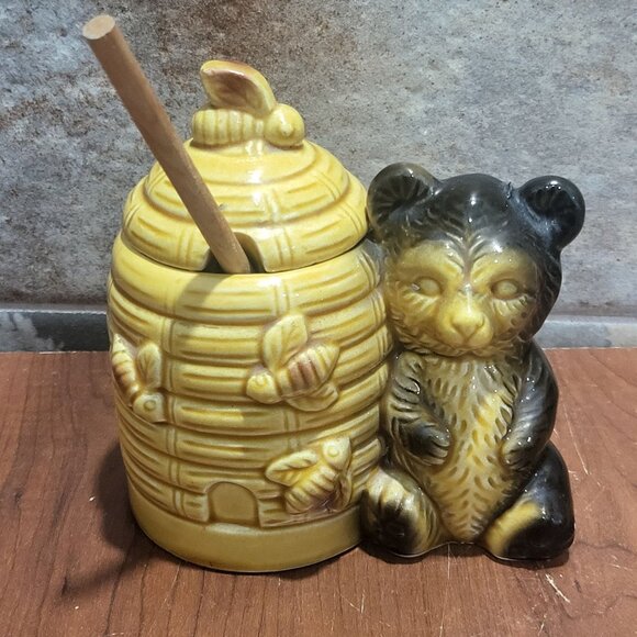 Vintage Beehive Bear Honey Pot With Lid Honey Wood Dipper Jar Server - Picture 1 of 13